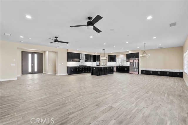 39581 Mountain View Road, Yermo CA: https://media.crmls.org/medias/f7a66782-0aad-49a3-82e2-e9b247b37f80.jpg