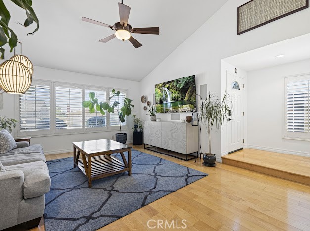 Detail Gallery Image 3 of 70 For 27214 Corry Pl, Saugus,  CA 91350 - 4 Beds | 2 Baths