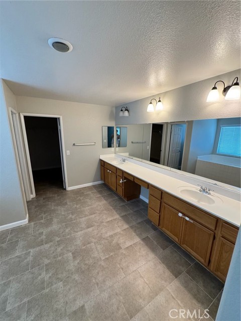 Detail Gallery Image 24 of 26 For 38422 Clearbrook Dr, Murrieta,  CA 92563 - 4 Beds | 3/1 Baths