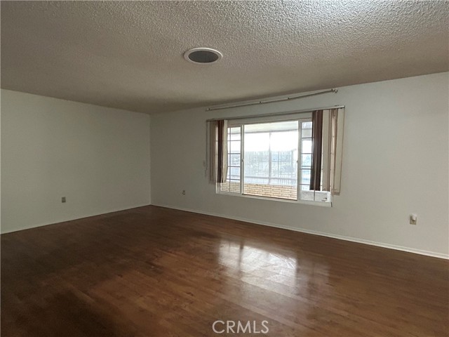 25915 Warwick Road, Menifee CA: https://media.crmls.org/medias/f7a835de-0d64-4f30-8b2c-7166a08d97d0.jpg