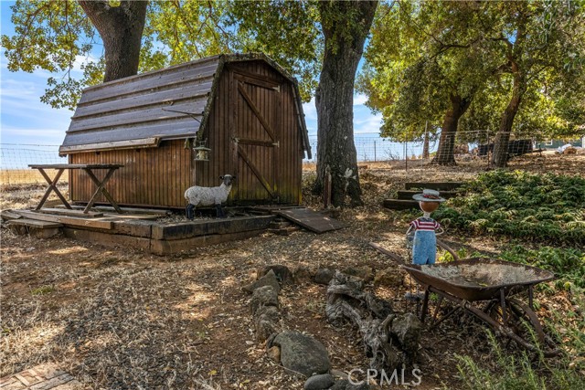1940 Westlake Drive, Kelseyville CA: https://media.crmls.org/medias/f7a8f863-7950-4358-98ce-71b916ebcb0e.jpg