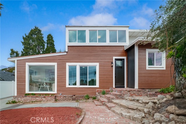 2423 Rockdell Street, La Crescenta CA: https://media.crmls.org/medias/f7a92033-ef74-42b8-9150-a3477f80de7d.jpg