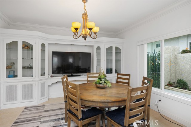 5594 Avenida Sosiega W, Laguna Woods CA: https://media.crmls.org/medias/f7a94def-4343-4a1c-8f40-f93bc2f27d8a.jpg