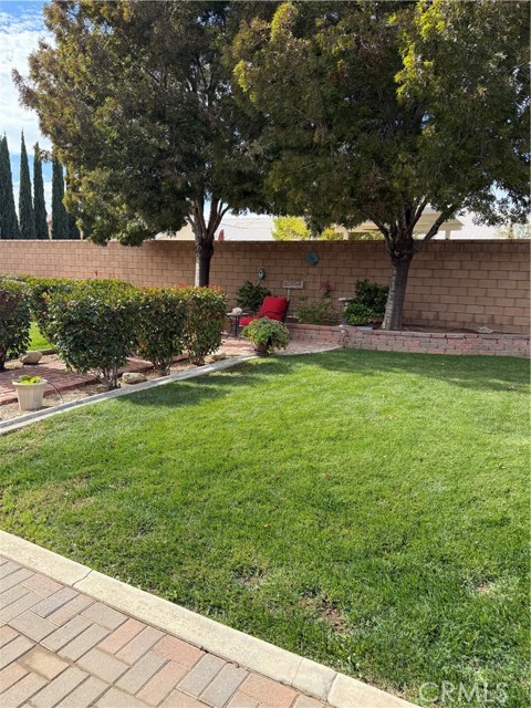 Detail Gallery Image 33 of 44 For 12574 Sarsi Ct, Apple Valley,  CA 92308 - 4 Beds | 2 Baths