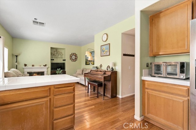 Detail Gallery Image 11 of 33 For 1123 Brown Bear Trl, Beaumont,  CA 92223 - 3 Beds | 2/1 Baths