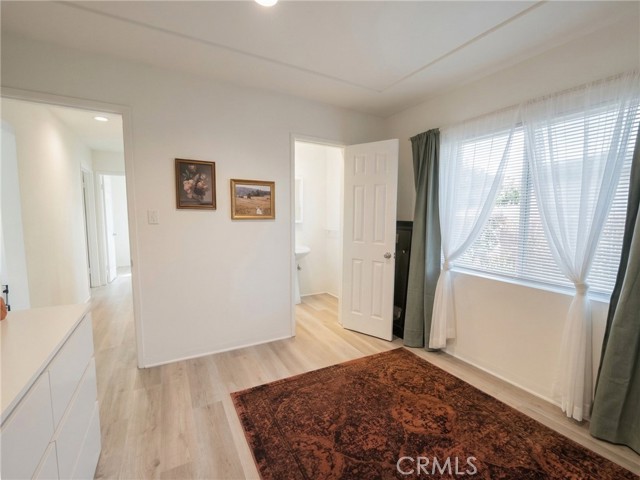 Detail Gallery Image 14 of 19 For 4332 Sunnyslope Ave, Sherman Oaks,  CA 91423 - 4 Beds | 3 Baths