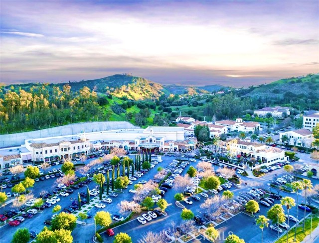 23777 Mulholland Hwy Spc 73, Calabasas CA: https://media.crmls.org/medias/f7ae7dfa-4c7e-4fcc-b317-e3529a7cfc9a.jpg