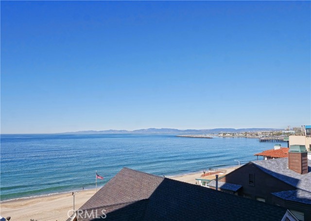 615 Esplanade, Redondo Beach, California 90277, 1 Bedroom Bedrooms, ,1 BathroomBathrooms,Residential,Sold,Esplanade,PV22020119