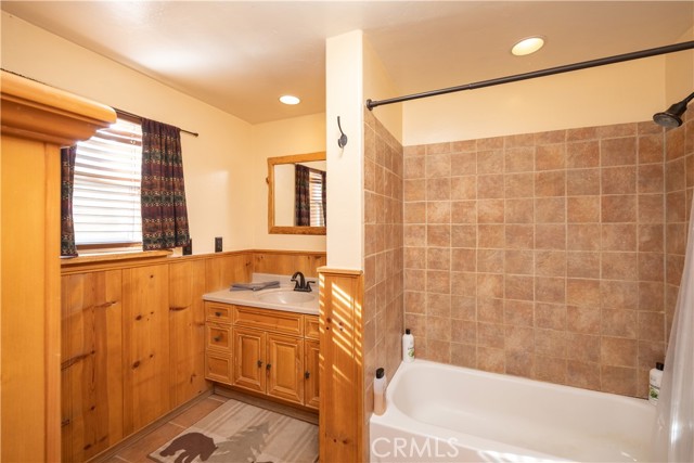 Detail Gallery Image 16 of 32 For 39998 Glenview Road, Big Bear Lake,  CA 92315 - 2 Beds | 1/1 Baths