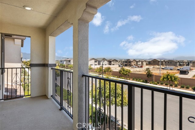 4285 S Hermosa Paseo, Ontario CA: https://media.crmls.org/medias/f7af507f-9db3-4838-84f9-422edf74e267.jpg