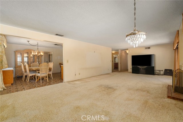 Detail Gallery Image 19 of 43 For 7635 Lakeside Dr, Jurupa Valley,  CA 92509 - 4 Beds | 2/1 Baths