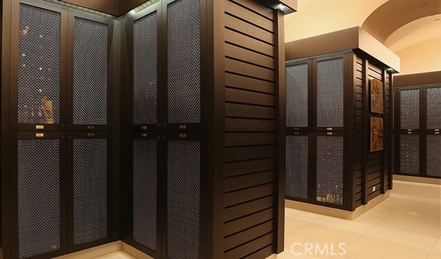 10776 Wilshire Boulevard, Los Angeles CA: https://media.crmls.org/medias/f7b0a1c9-ad38-4c63-80ac-5f9a9fa1563f.jpg