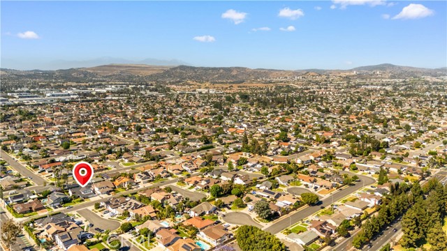 213 E Borromeo Avenue, Placentia CA: https://media.crmls.org/medias/f7b14932-6a71-446d-9f03-af3f66bfd420.jpg