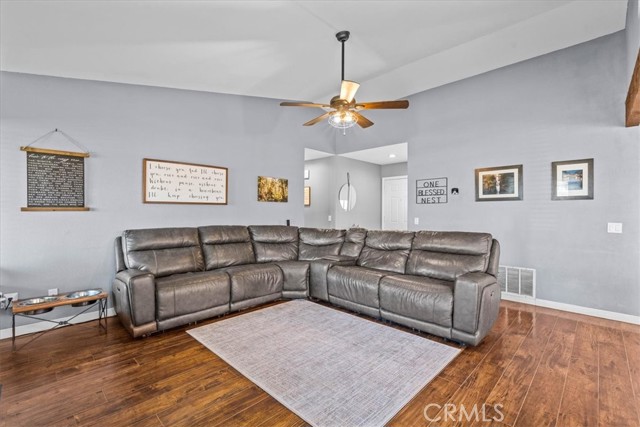 Detail Gallery Image 9 of 36 For 8720 Coyote Bush, Riverside,  CA 92508 - 3 Beds | 2 Baths