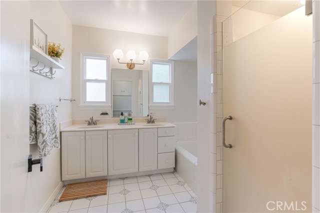 367 W Camino Real Avenue, Arcadia CA: https://media.crmls.org/medias/f7b26264-8e08-415b-8b88-ab62f9506e96.jpg