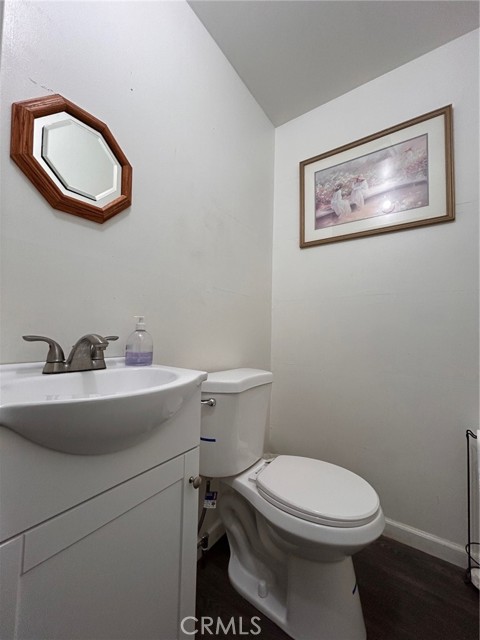 1920 E Orangeburg Avenue, Modesto CA: https://media.crmls.org/medias/f7b4cee6-d08d-46f2-8315-e511919e6605.jpg