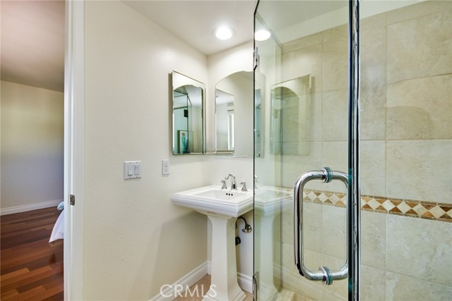 3015 Carolwood Lane, Torrance CA: https://media.crmls.org/medias/f7b4f4a3-9624-42b2-8a27-a636c112807d.jpg