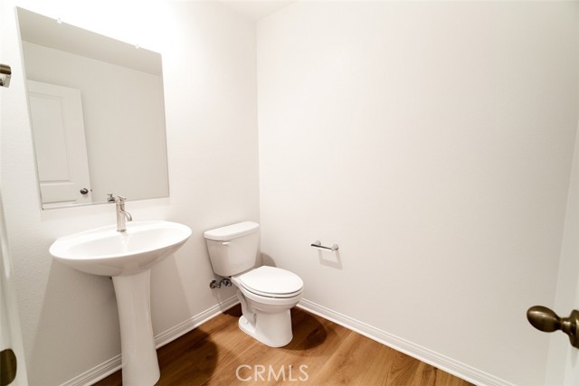 Detail Gallery Image 4 of 33 For 2430 Agave St #4,  Anaheim,  CA 92806 - 2 Beds | 2/1 Baths