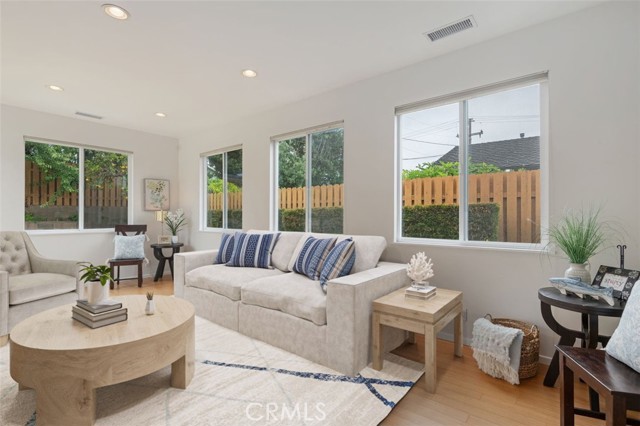 618 Ardmore Drive, Goleta CA: https://media.crmls.org/medias/f7b59e03-8cfa-477b-801d-ff99a04aa6cf.jpg