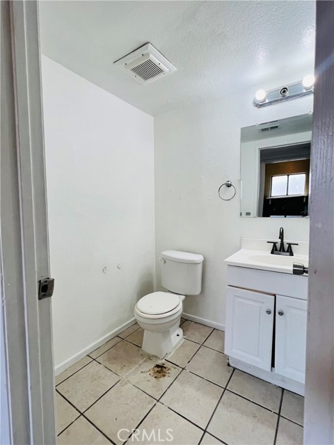 Detail Gallery Image 10 of 24 For 2342 Huff St, Colton,  CA 92324 - 3 Beds | 2/1 Baths