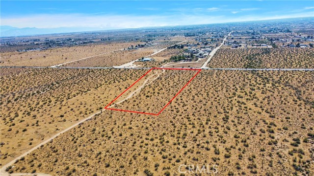 0 Bear Valley Road, Victorville CA: https://media.crmls.org/medias/f7b6f2f2-903b-4591-9b9c-531303712dd7.jpg