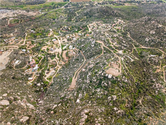 Detail Gallery Image 18 of 51 For 31300 Ruth Ln, Homeland,  CA 92548 - – Beds | – Baths