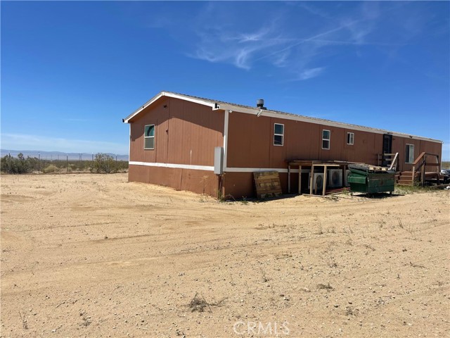 Detail Gallery Image 1 of 7 For 10041 Trotter Ave, Rosamond,  CA 93560 - 5 Beds | 2 Baths