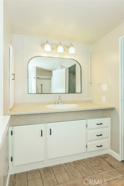 Image 24 of 39 For 371 Bethel Avenue