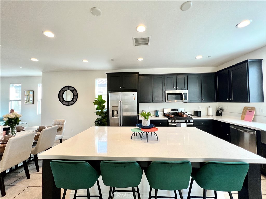 MLS #OC25256644 image #8