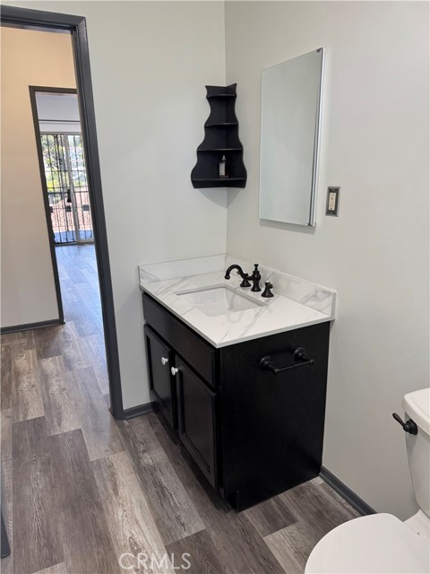 Detail Gallery Image 7 of 10 For 2257 Ewing St #5,  Los Angeles,  CA 90039 - 2 Beds | 1 Baths