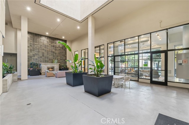 Detail Gallery Image 30 of 44 For 133 the Promenade #103,  Long Beach,  CA 90802 - 2 Beds | 2/1 Baths