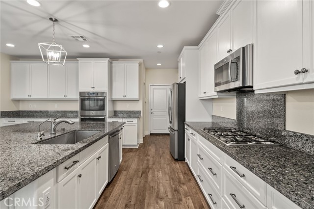 1579 Croton Street, Beaumont CA: https://media.crmls.org/medias/f7b8b568-8c73-4b43-8514-ec3245312a90.jpg