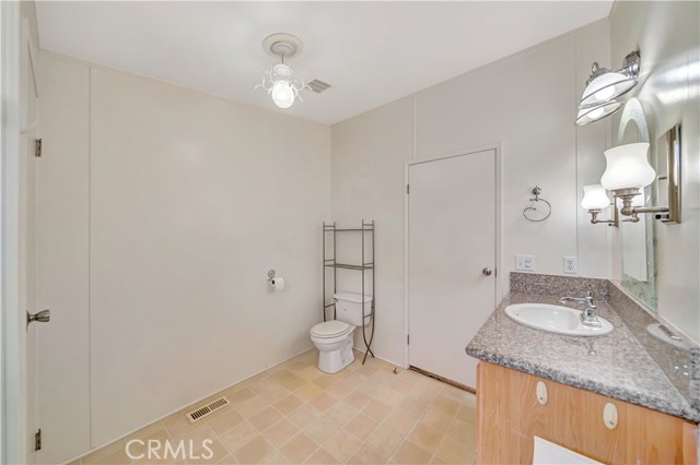 Detail Gallery Image 22 of 52 For 24 Gitana Ave #164,  Camarillo,  CA 93012 - 3 Beds | 2 Baths