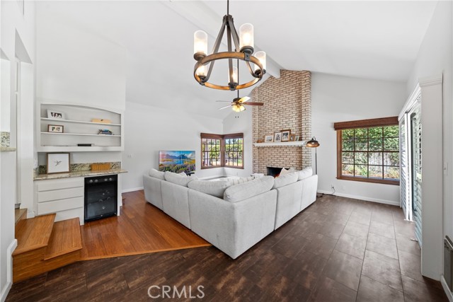 1705 Rossmont Drive, Redlands CA: https://media.crmls.org/medias/f7b9b213-b372-4f2c-9660-73e29f658cfa.jpg