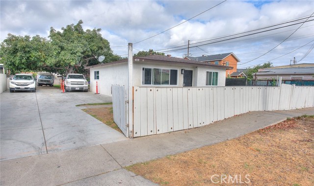 408 N Jackson, Santa Ana CA: https://media.crmls.org/medias/f7ba757c-7889-4ce0-b0c9-f534398218d9.jpg