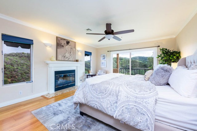 Detail Gallery Image 16 of 25 For 20900 Bandera, Woodland Hills,  CA 91364 - 3 Beds | 3 Baths