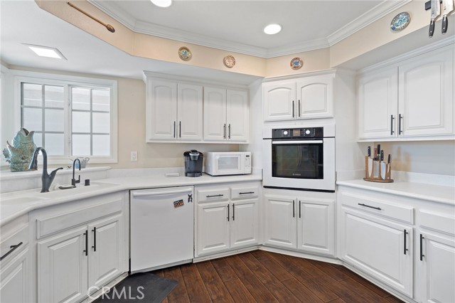 Image 12 of 43 For 2115 Kathryn Way