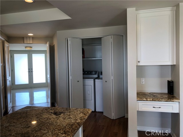 14687 Deervale Place, Sherman Oaks CA: https://media.crmls.org/medias/f7bc278d-6a08-499d-9bcc-e909b0b2077f.jpg