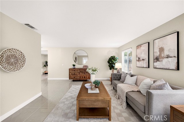 Detail Gallery Image 9 of 58 For 7628 El Caney, Buena Park,  CA 90620 - 4 Beds | 2/1 Baths