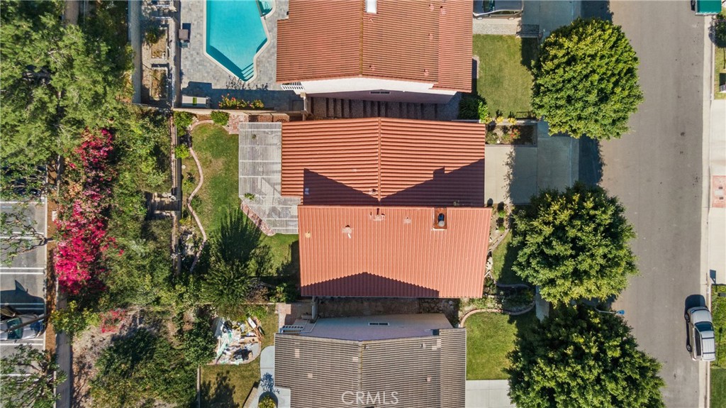 https://media.crmls.org/medias/f7be1ced-a232-45a1-9662-4689e89ea1cb.jpg?preset=X-Large