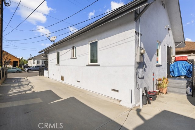 Detail Gallery Image 3 of 29 For 2016 Gates St, Los Angeles,  CA 90031 - – Beds | – Baths