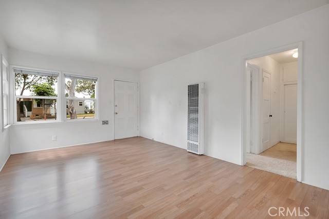 Detail Gallery Image 13 of 45 For 2801 Virginia, Santa Monica,  CA 90404 - – Beds | – Baths