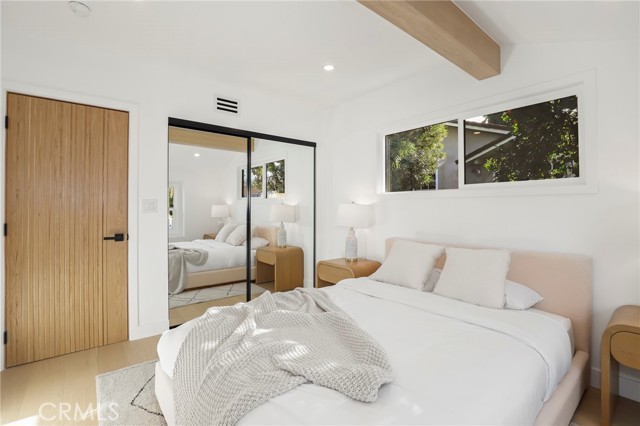 Detail Gallery Image 24 of 47 For 23856 Aetna, Woodland Hills,  CA 91367 - 4 Beds | 3 Baths