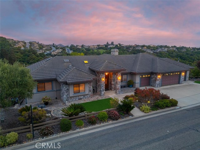 Detail Gallery Image 5 of 71 For 160 Andre Dr, Arroyo Grande,  CA 93420 - 4 Beds | 3/1 Baths