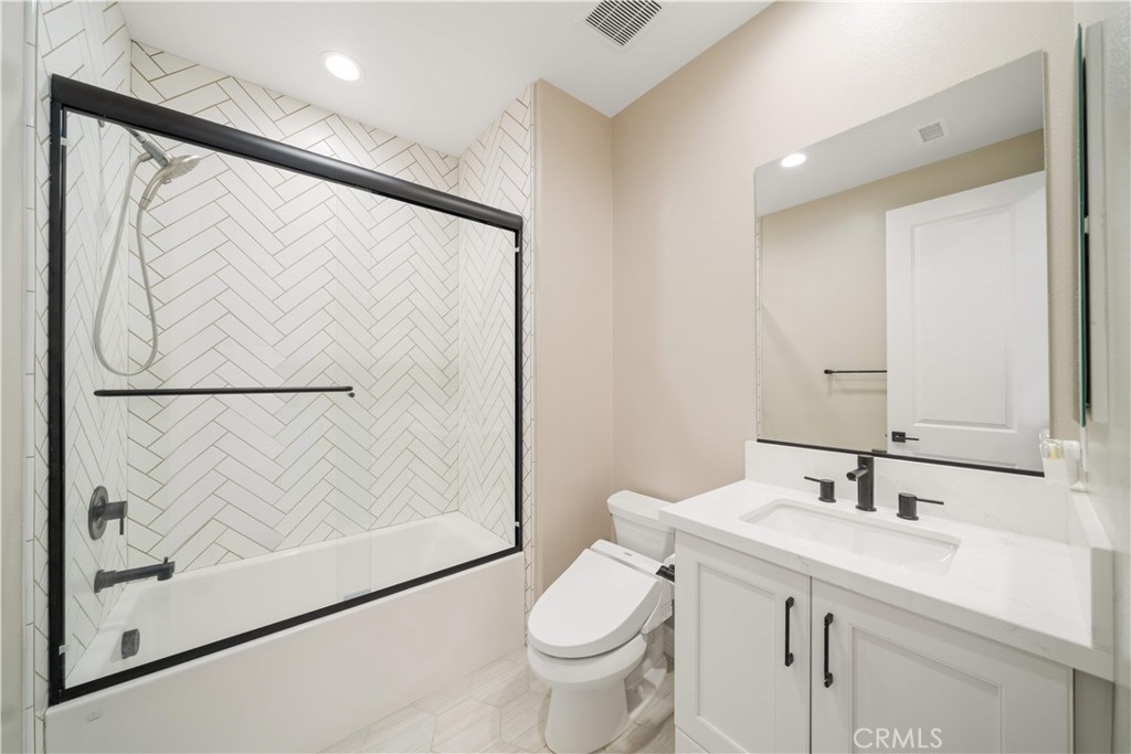 MLS #OC26117810 image #61
