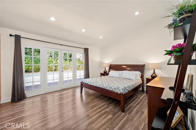 6045 Sausalito Avenue, Woodland Hills CA: https://media.crmls.org/medias/f7bf974c-eea0-4144-879f-26f05f875c97.jpg