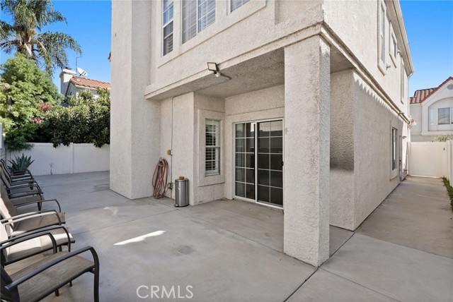 18328 Keswick Street photo 39