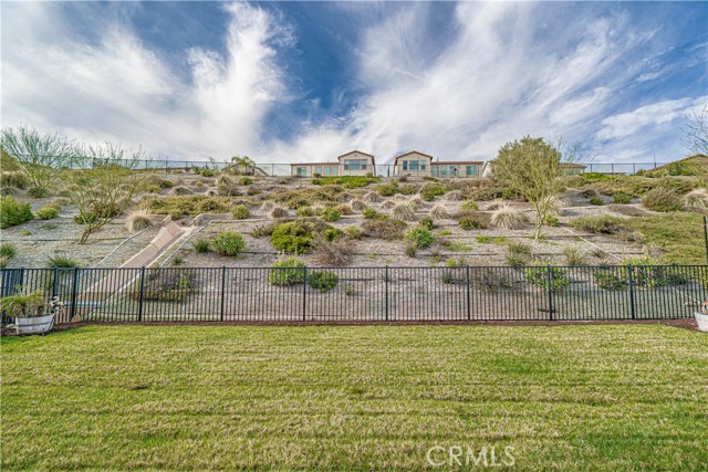 Detail Gallery Image 46 of 59 For 18642 Cedar Crest Dr, Canyon Country,  CA 91387 - 4 Beds | 3 Baths