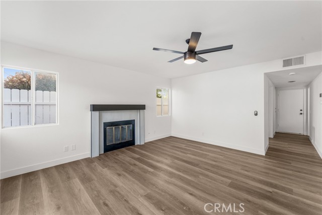 Detail Gallery Image 15 of 41 For 179 S Massachusetts, Lake Elsinore,  CA 92530 - 4 Beds | 3 Baths