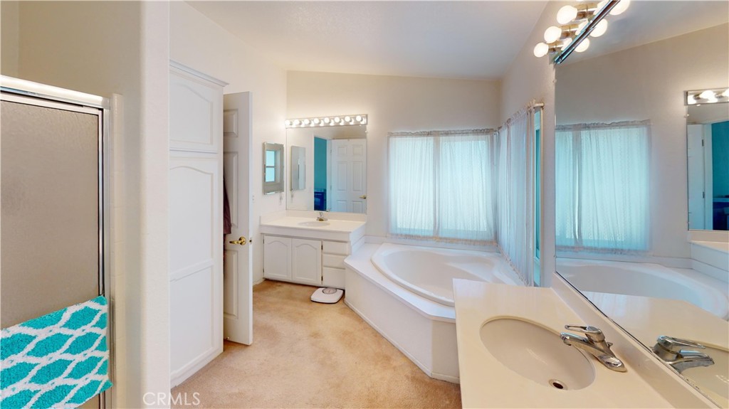 MLS #OC26158339 image #19
